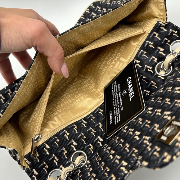 (SOLD) Chanel Black Vintage Small Printed CC Flap Bag - Picture 9 of 16